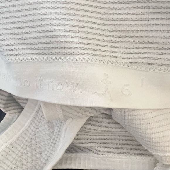 Lululemon Run Swiftly Racerback Tank White 6 NWOT - Picture 10 of 11